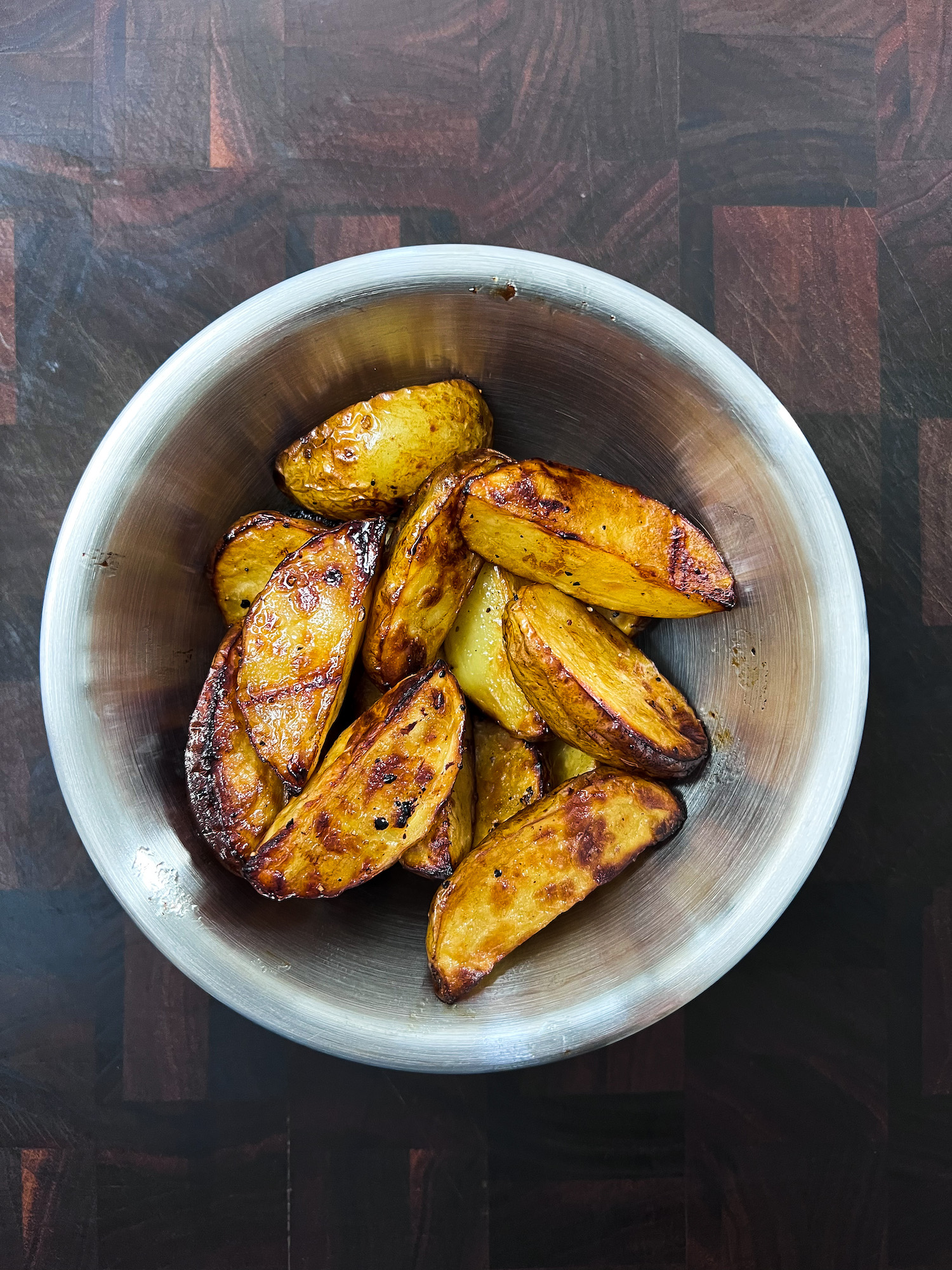 https://eatlikeanadult.com/wp-content/uploads/2022/06/Air-Fryer-Balsamic-Potato-Wedges.jpg